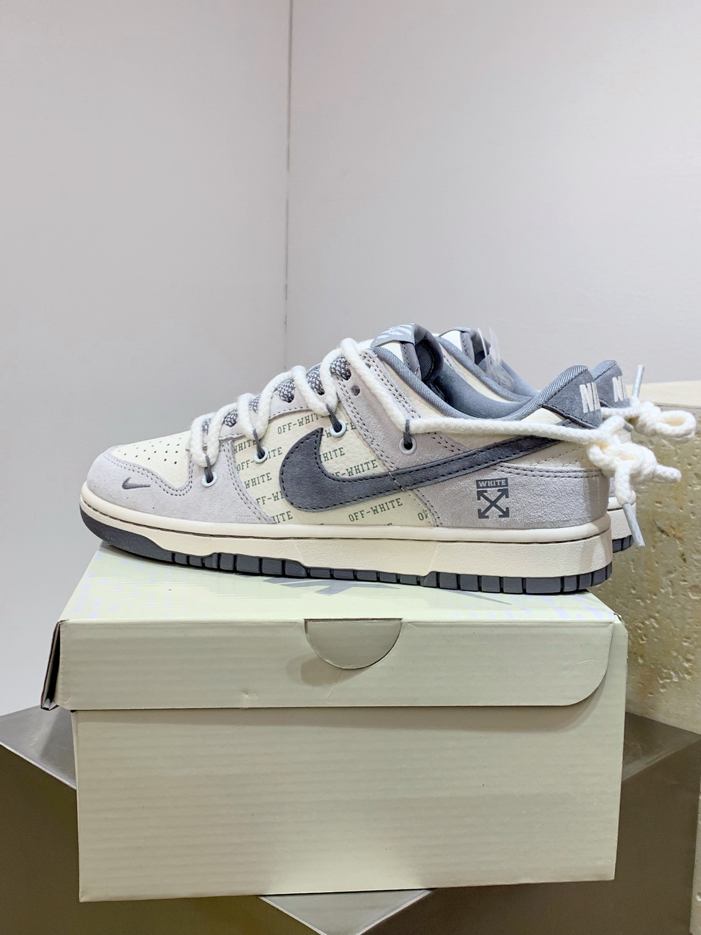 Nike Basic Shoes L-s