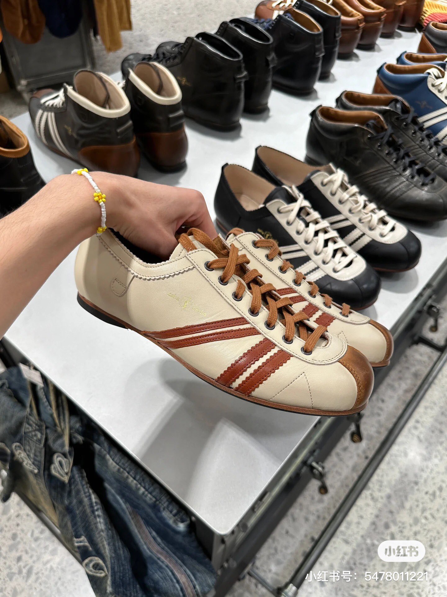 Basic Shoes L