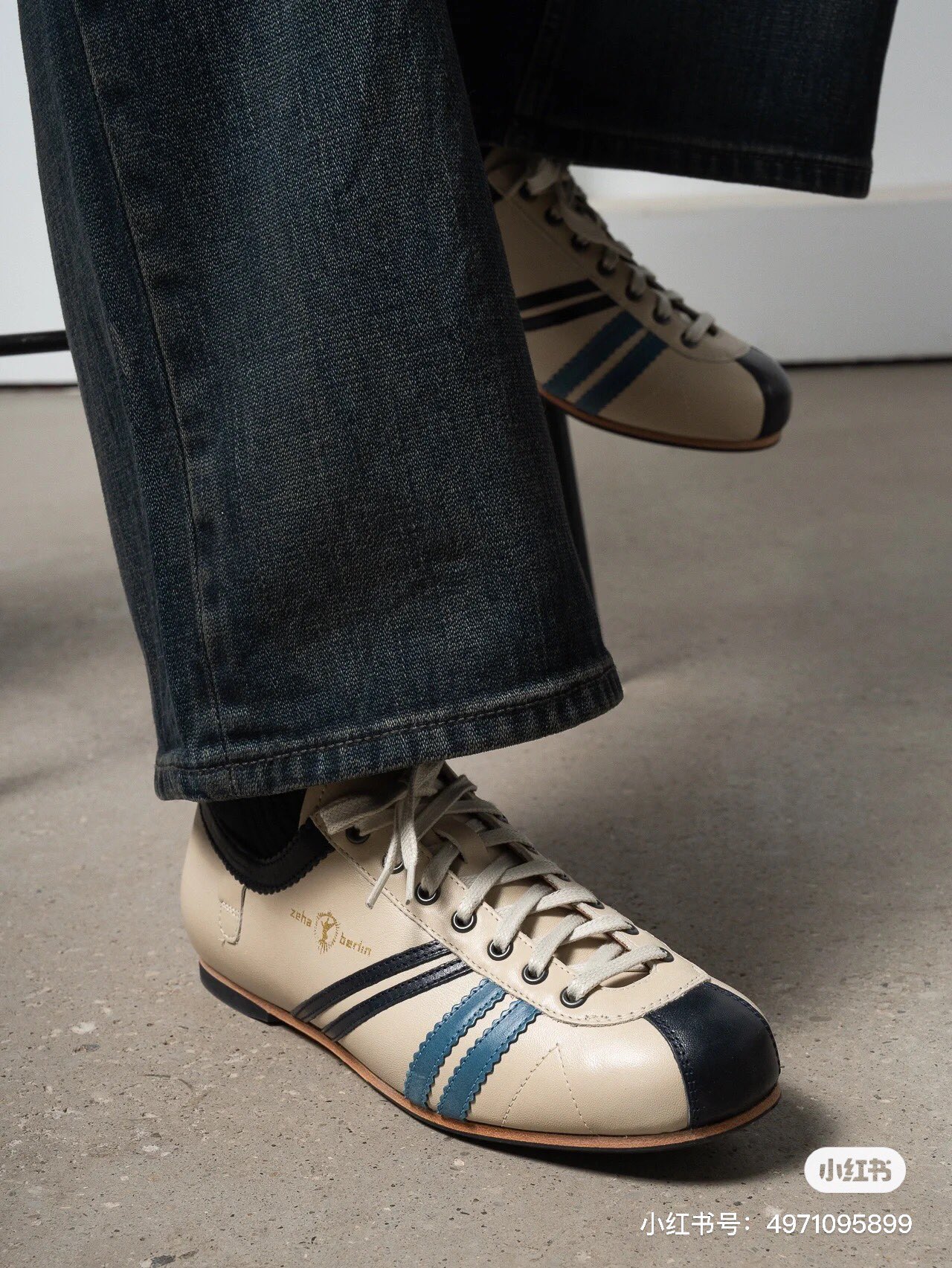 Basic Shoes L