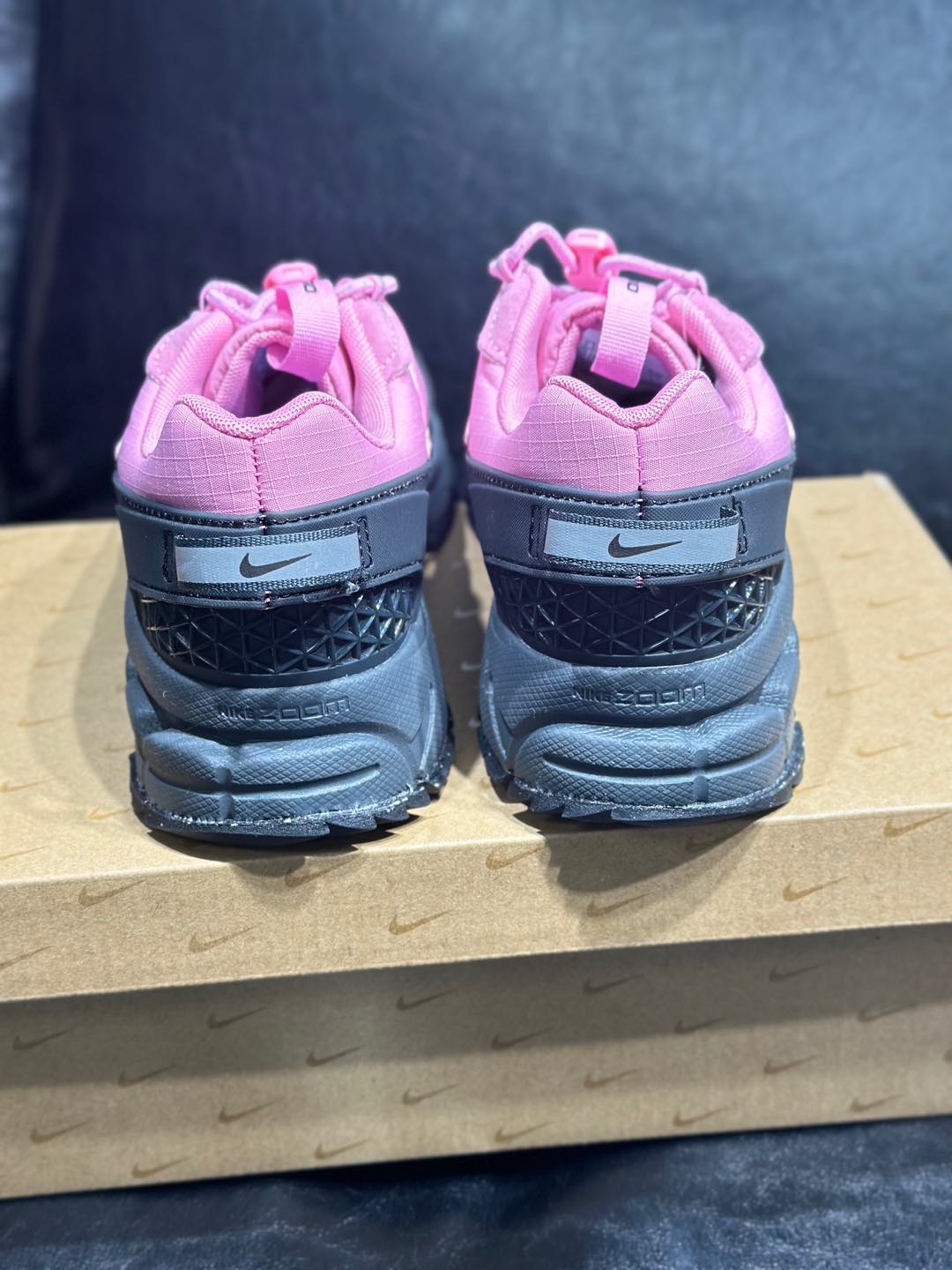 Running Shoes M