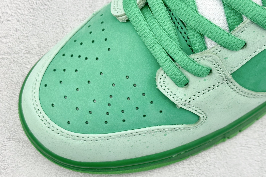 Bottega Veneta Nike Board Shoes S