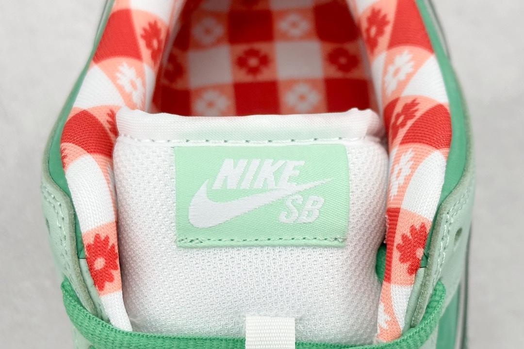 Bottega Veneta Nike Board Shoes S