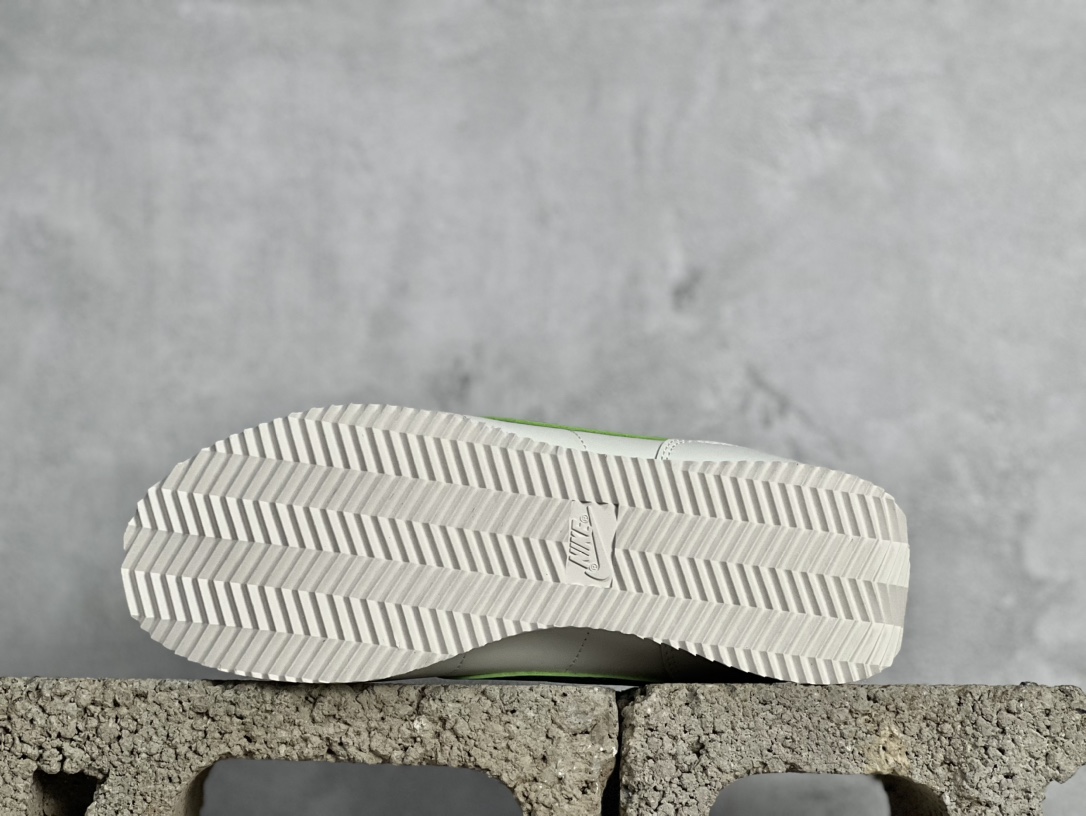 Basic Shoes M-s