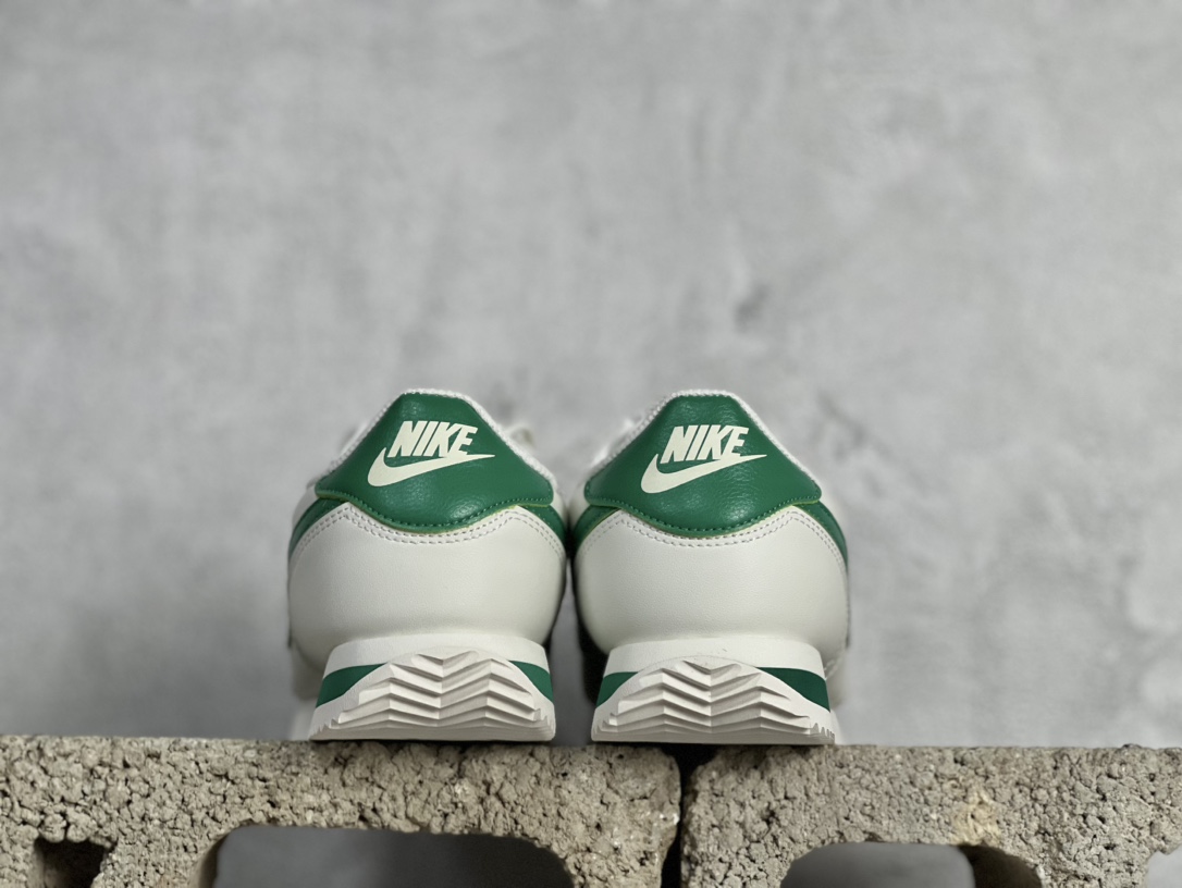 Basic Shoes M-s