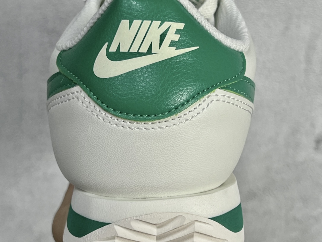 Basic Shoes M-s