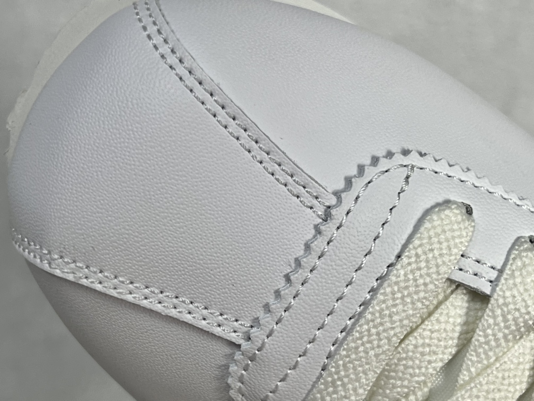 Basic Shoes S