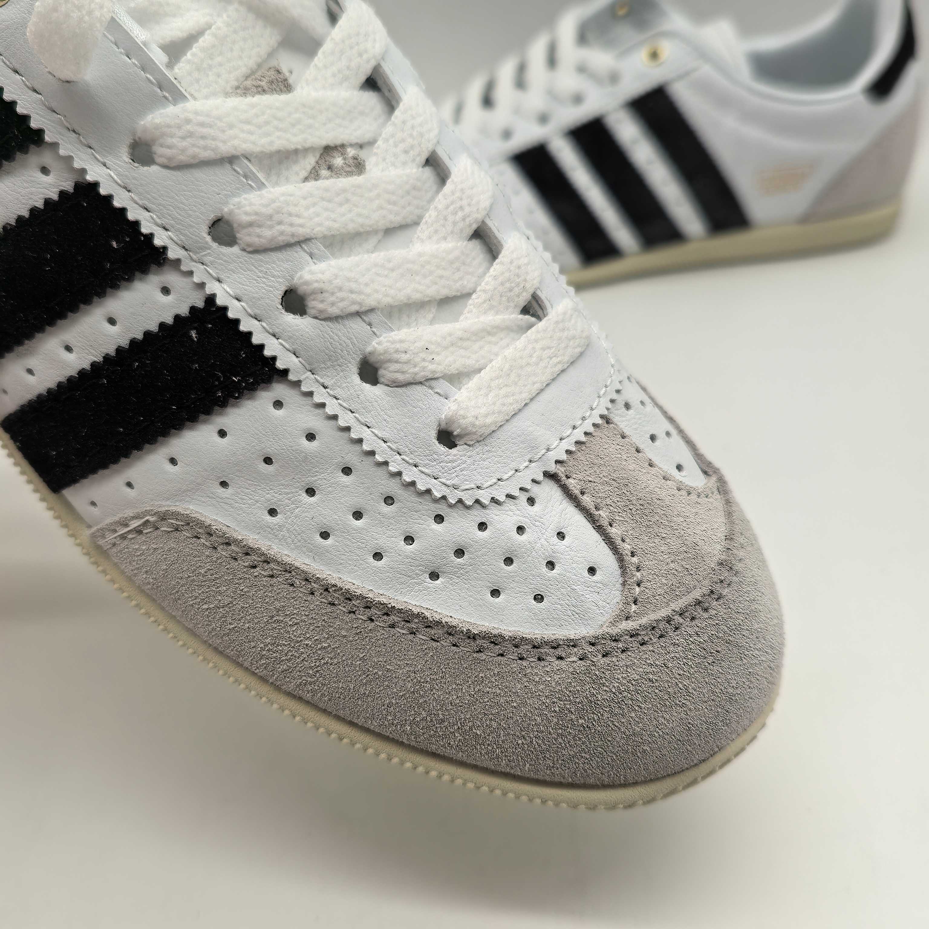 Adidas Sneakers S