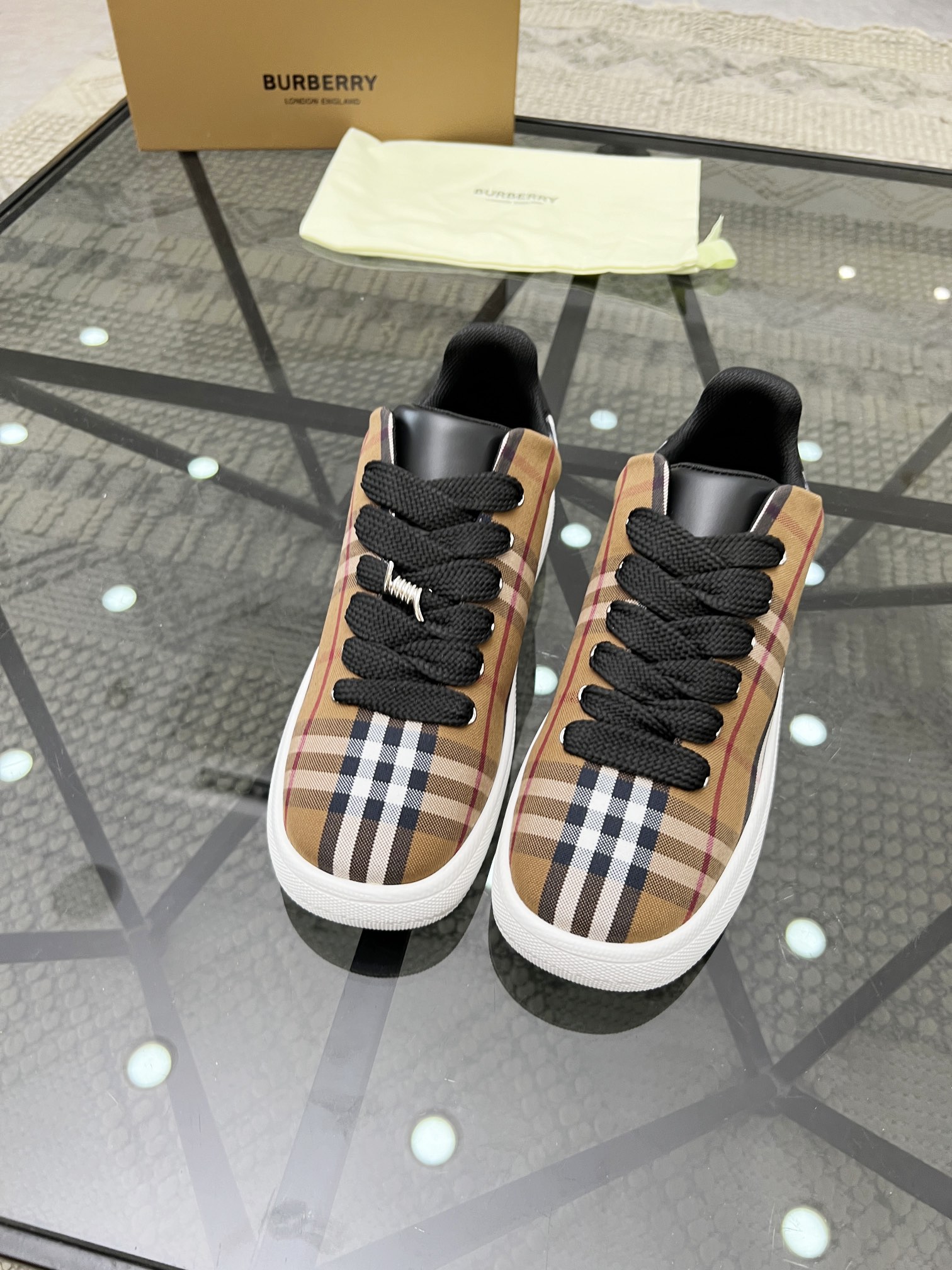 Male Board Shoes Mesh Breathable