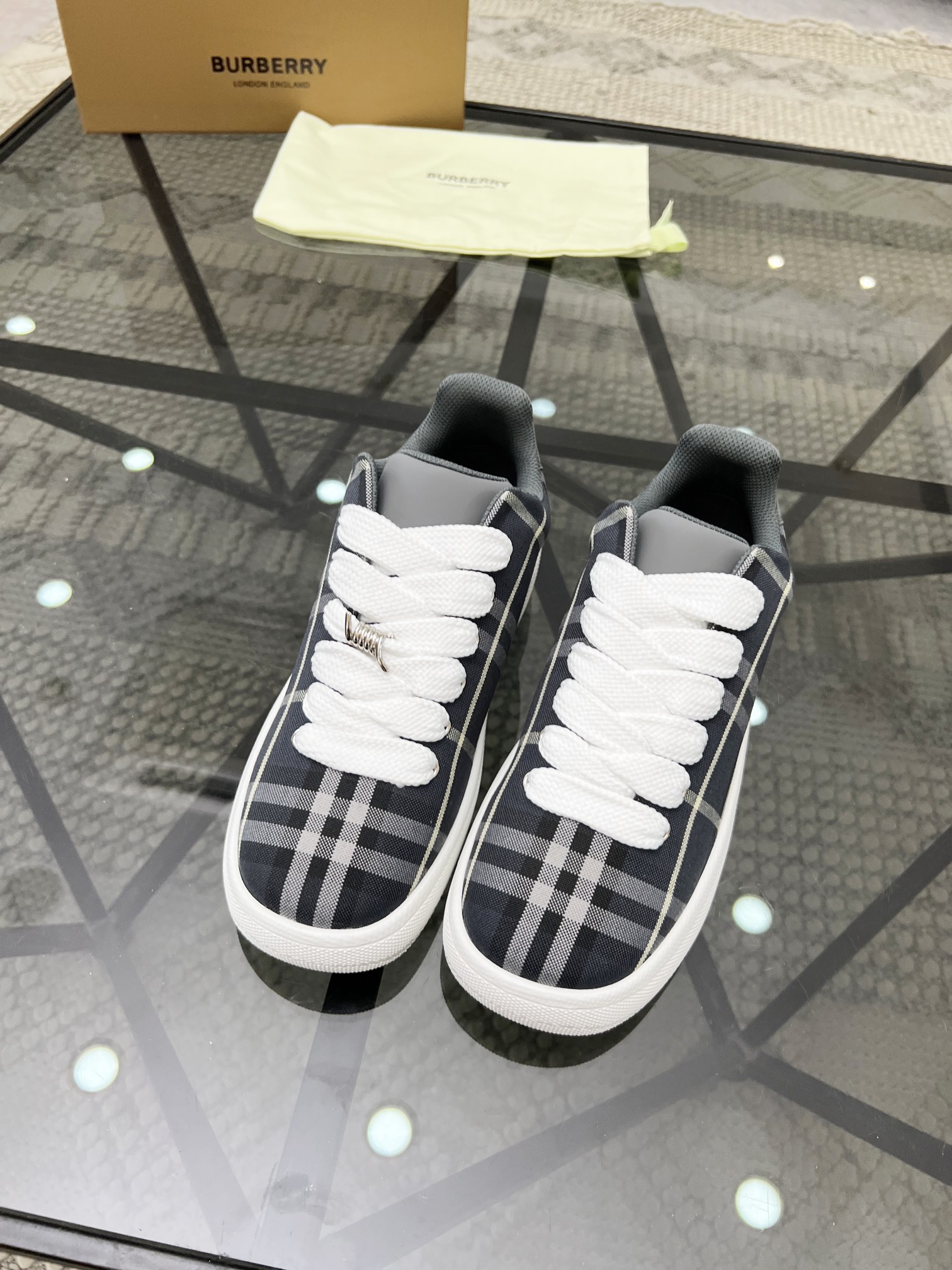 Male Board Shoes Mesh Breathable