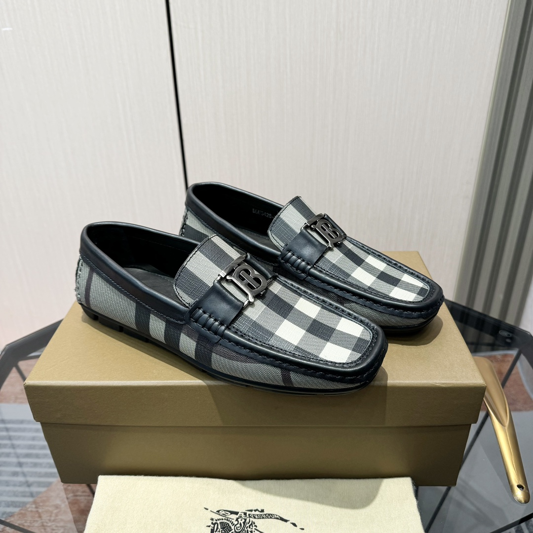 Burberry Loafers Cow Leather S