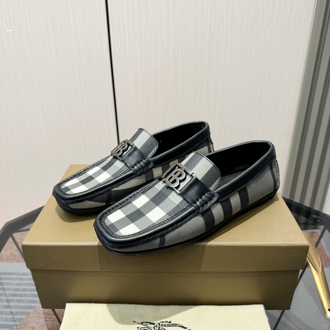 Burberry Loafers Cow Leather S