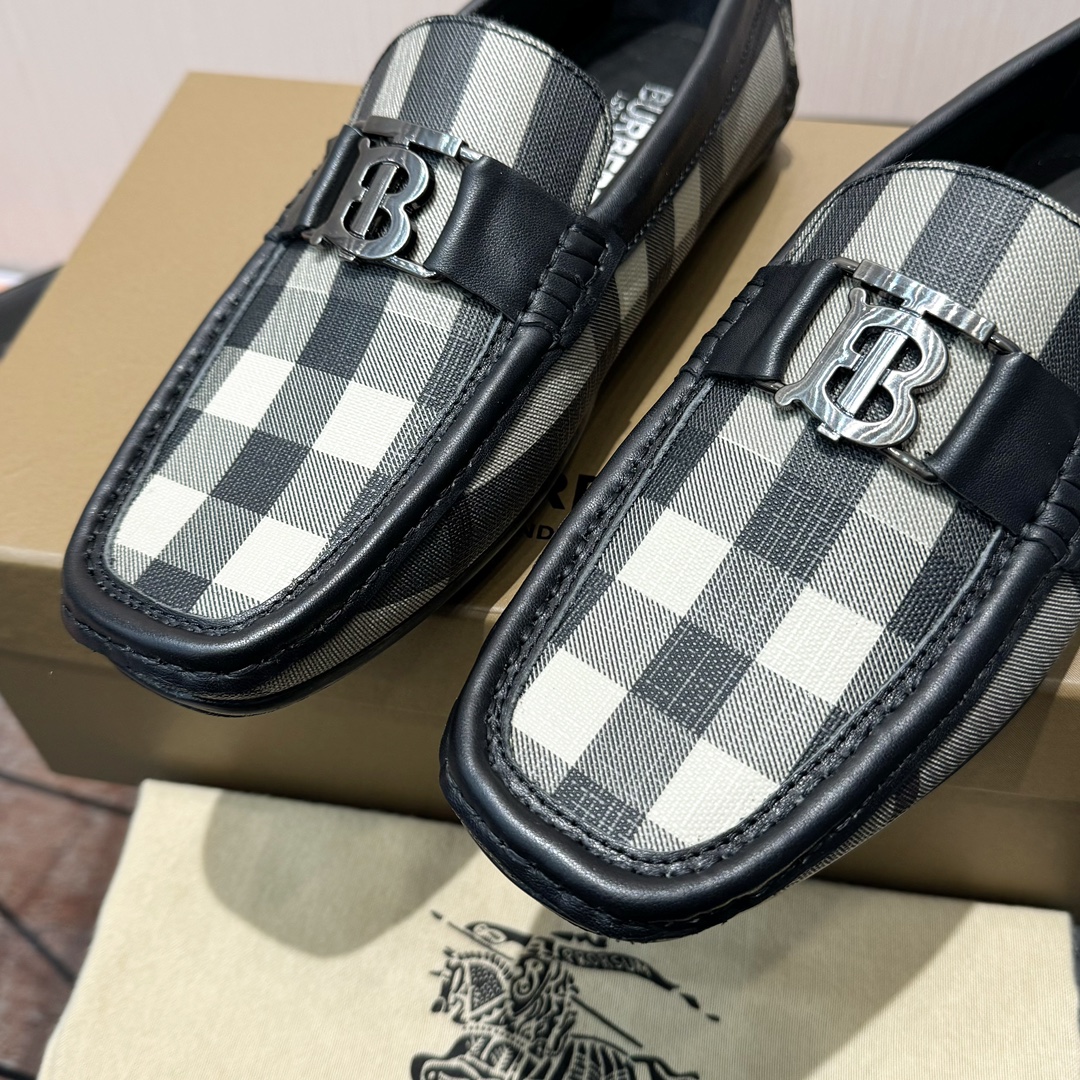 Burberry Loafers Cow Leather S