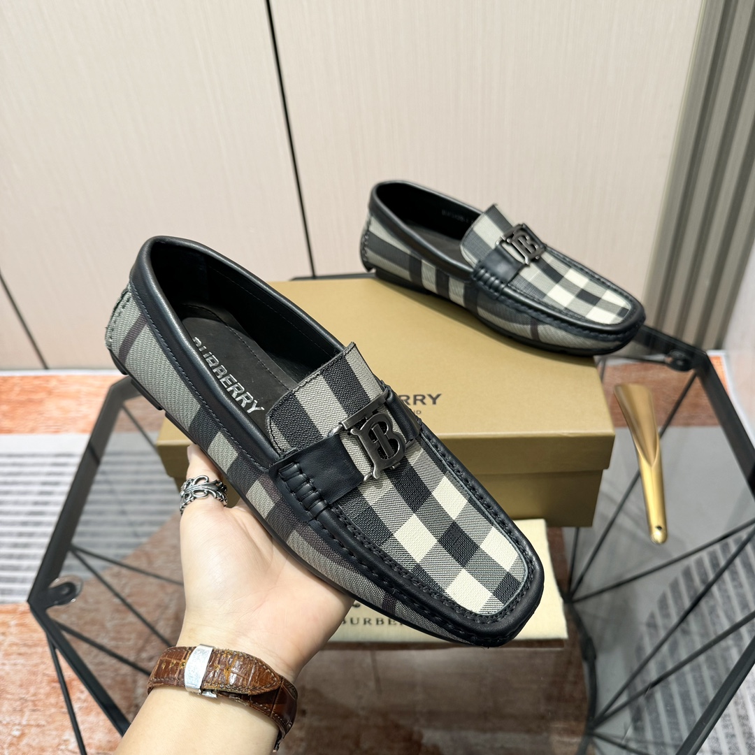 Burberry Loafers Cow Leather S