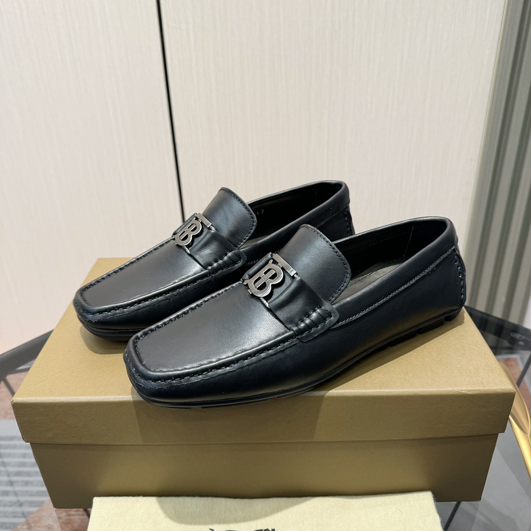 Burberry Loafers Cow Leather S