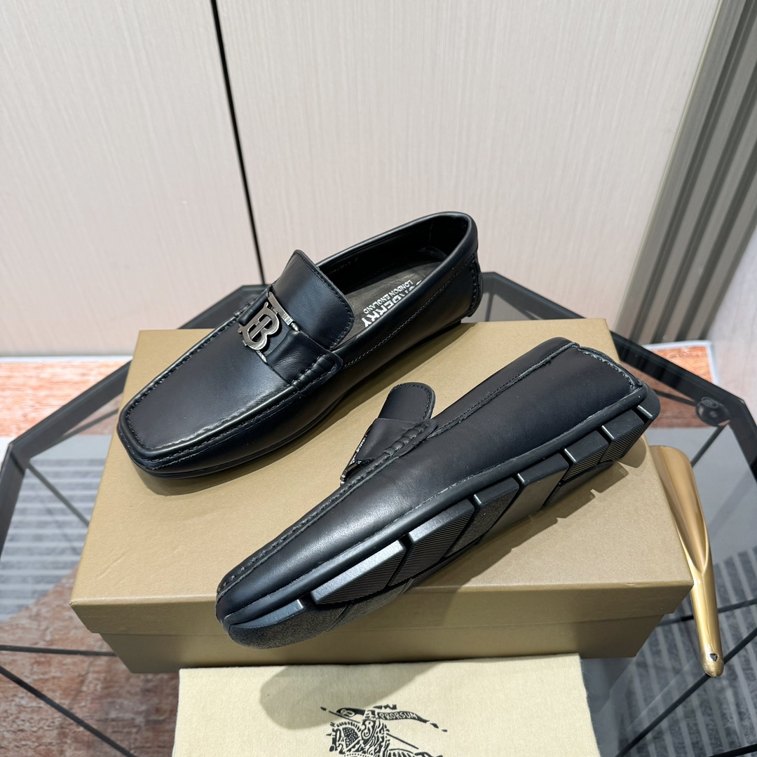 Burberry Loafers Cow Leather S