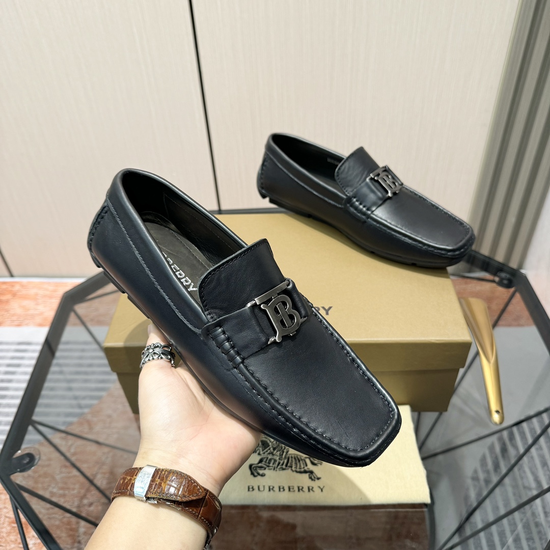 Burberry Loafers Cow Leather S