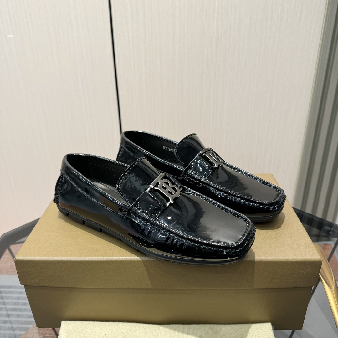 Burberry Loafers Cow Leather S