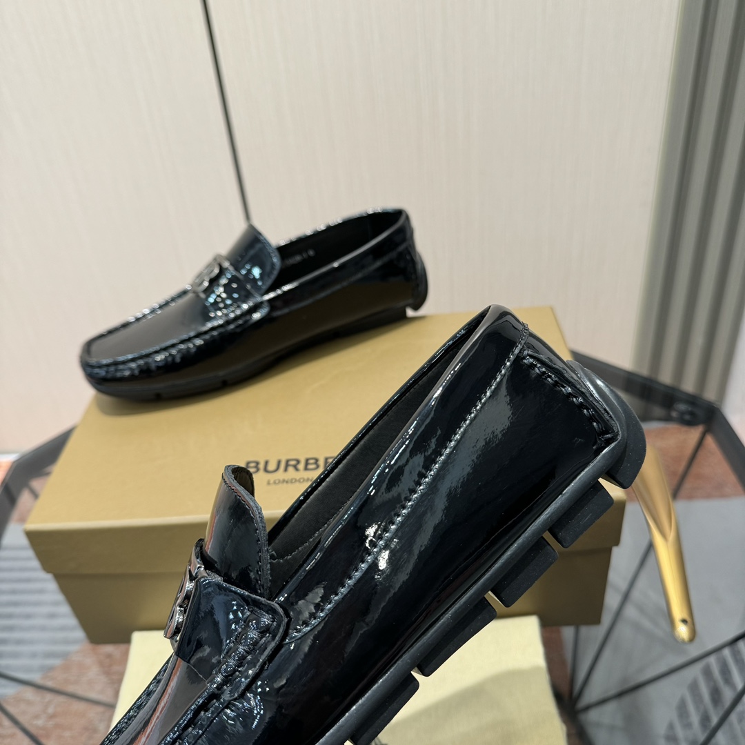 Burberry Loafers Cow Leather S