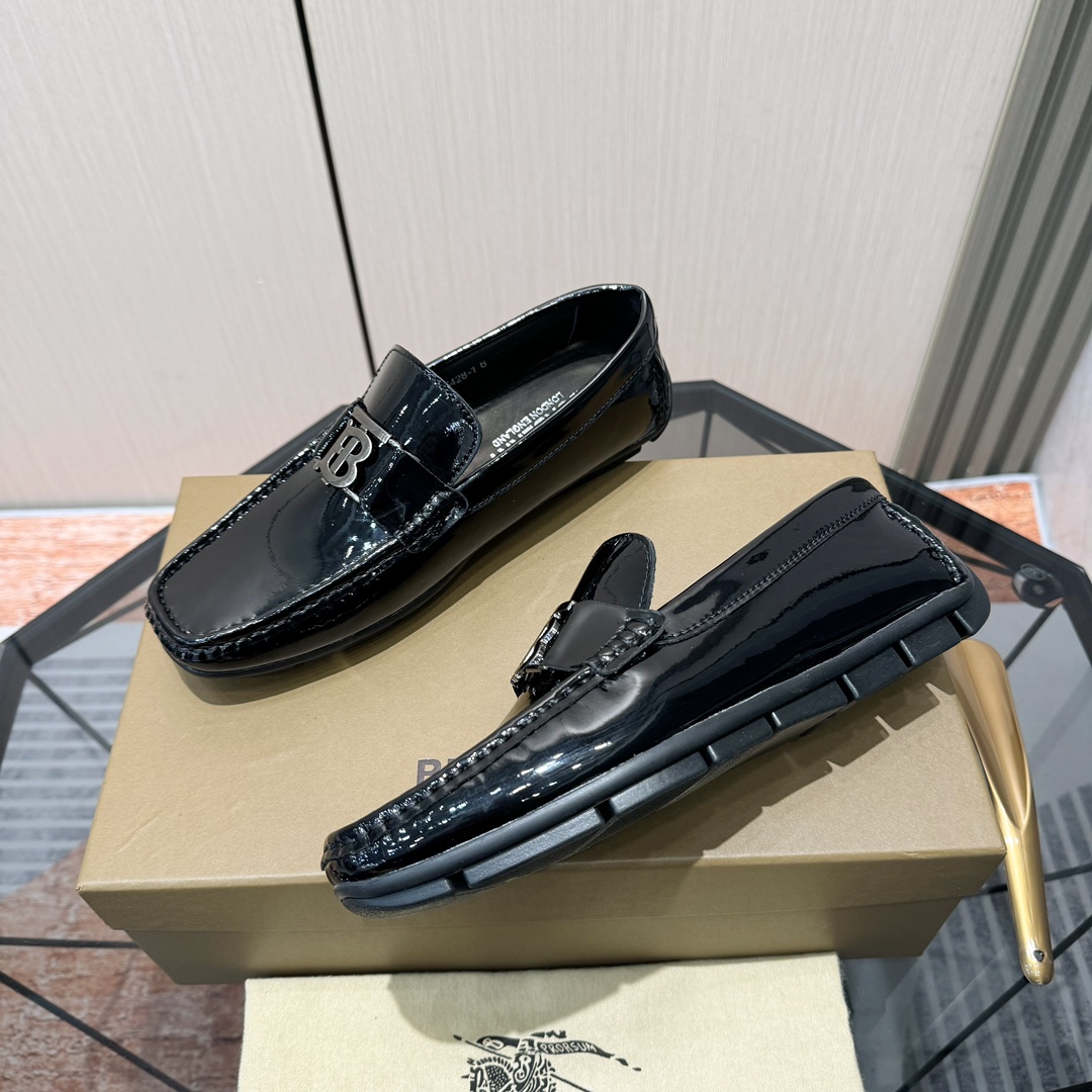 Burberry Loafers Cow Leather S