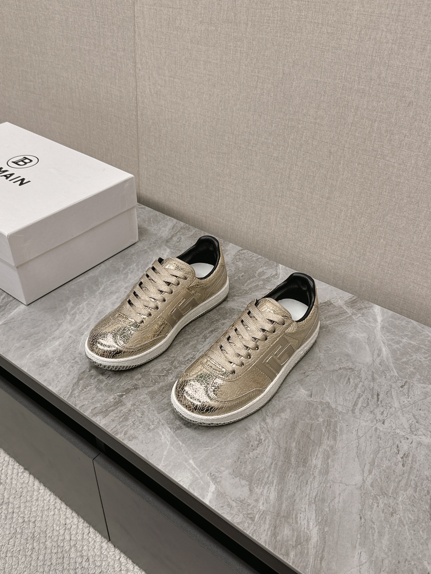 Male Sneakers M-l