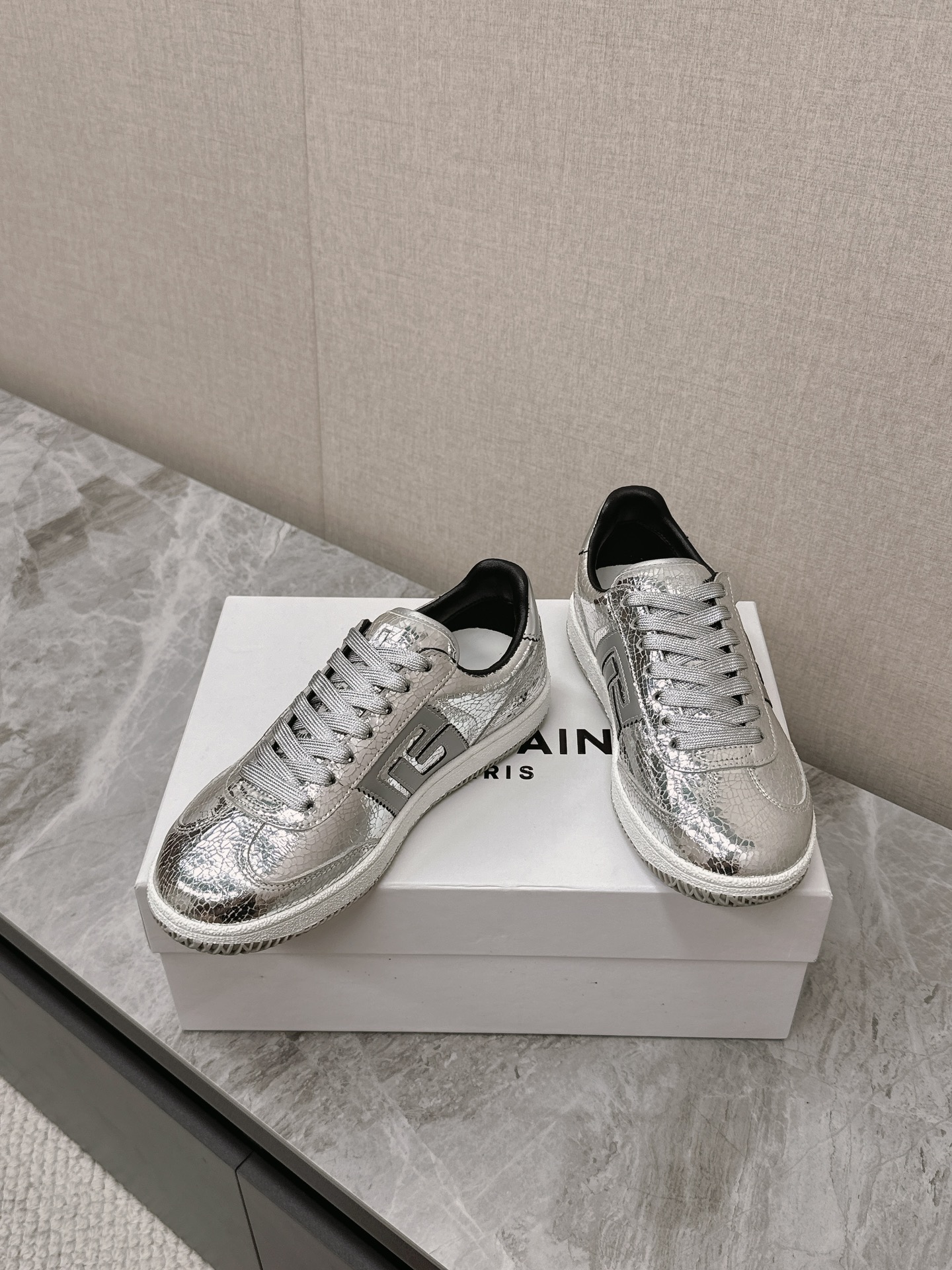 Male Sneakers M-l