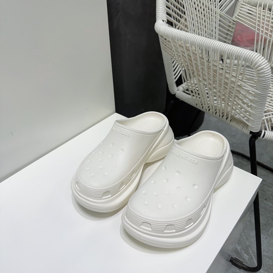 Female Slippers Breathable L