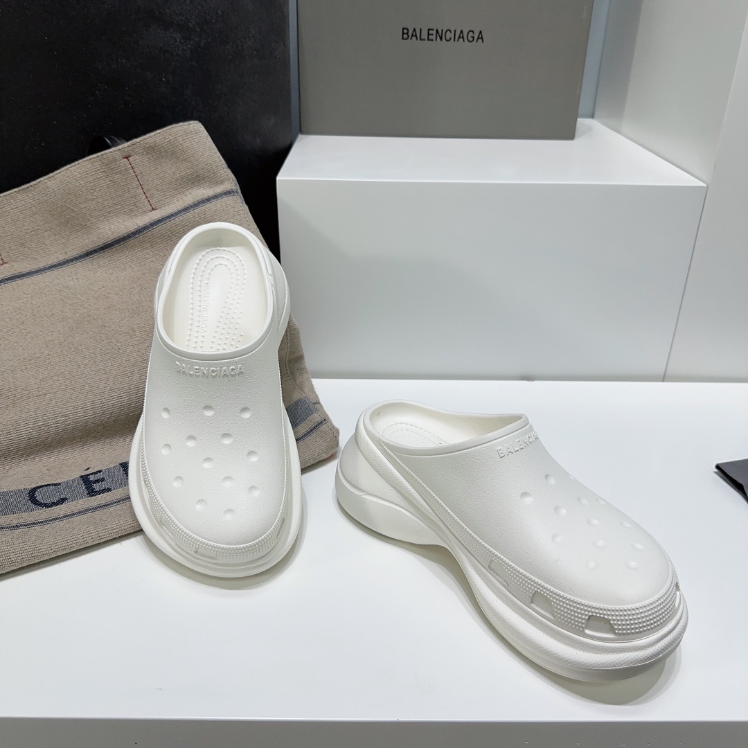Female Slippers Breathable L