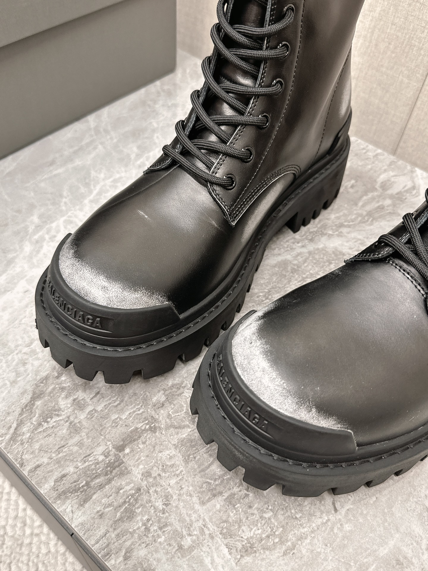 Male Basic Shoes Black L-s