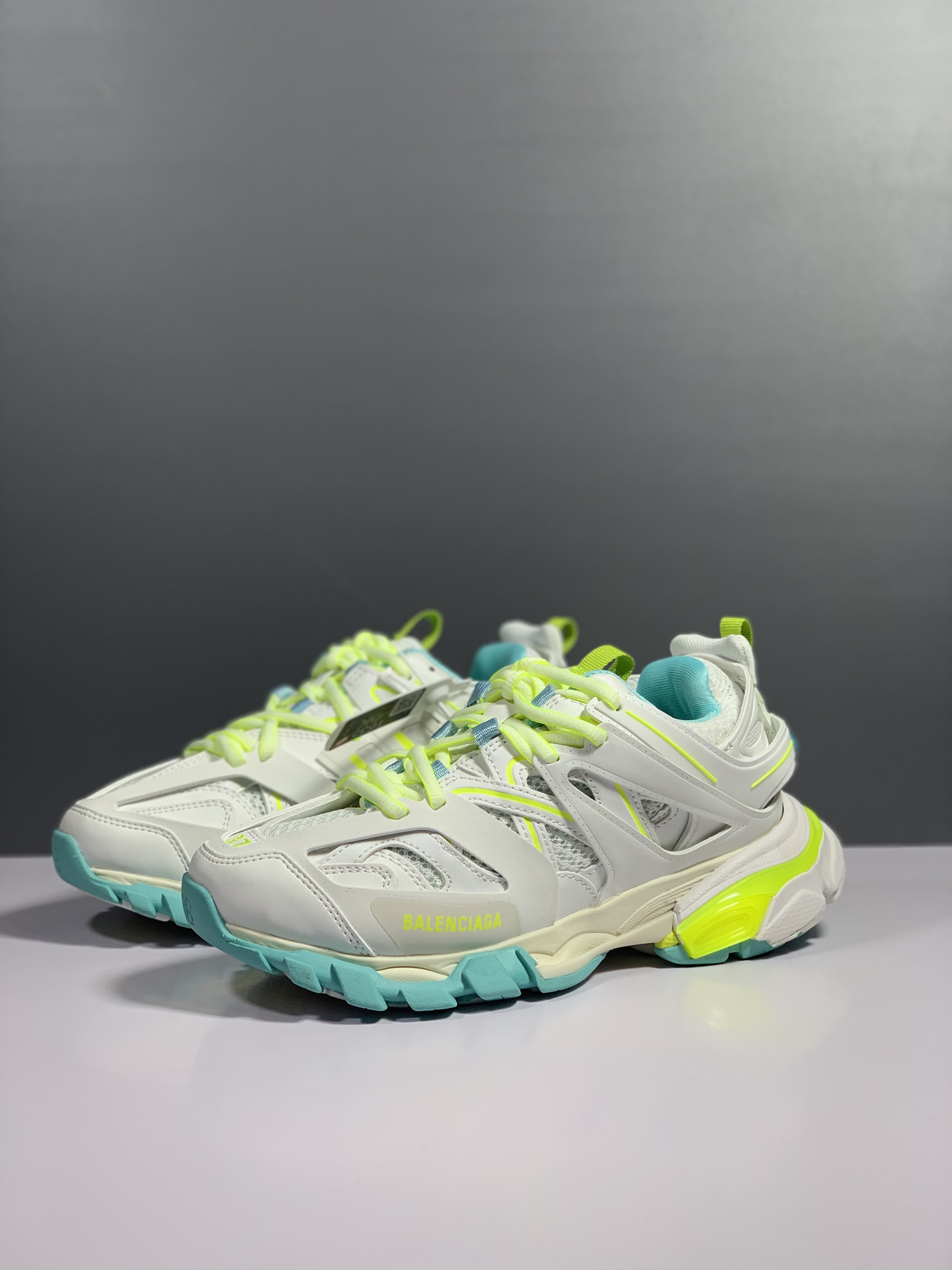 Basic Shoes M-l-s