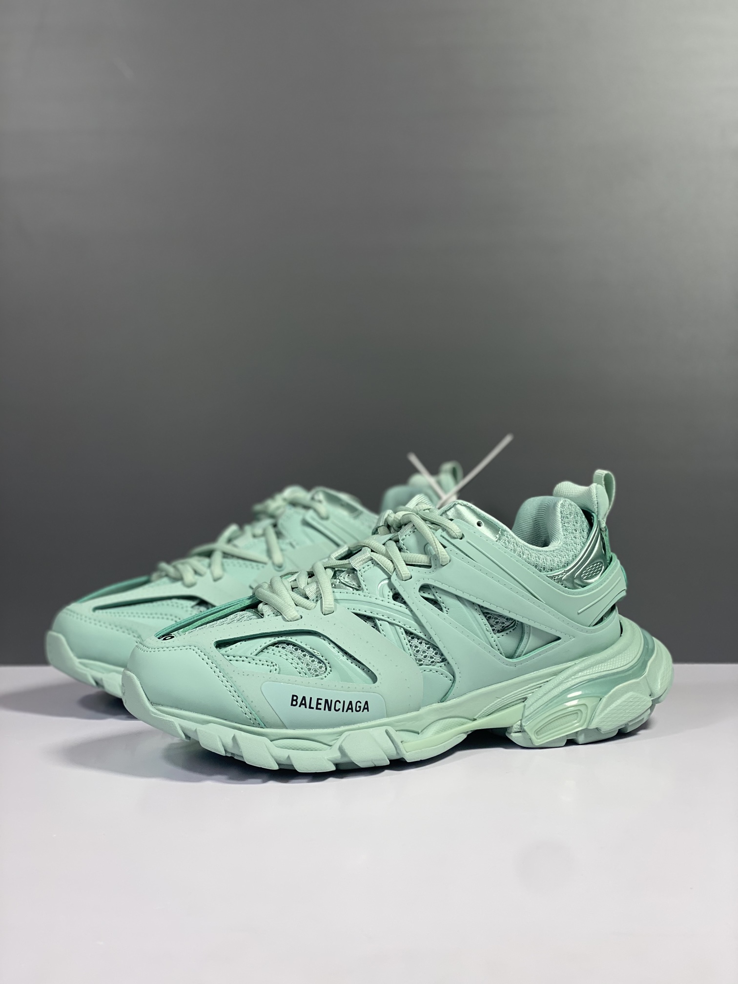 Basic Shoes M-l-s