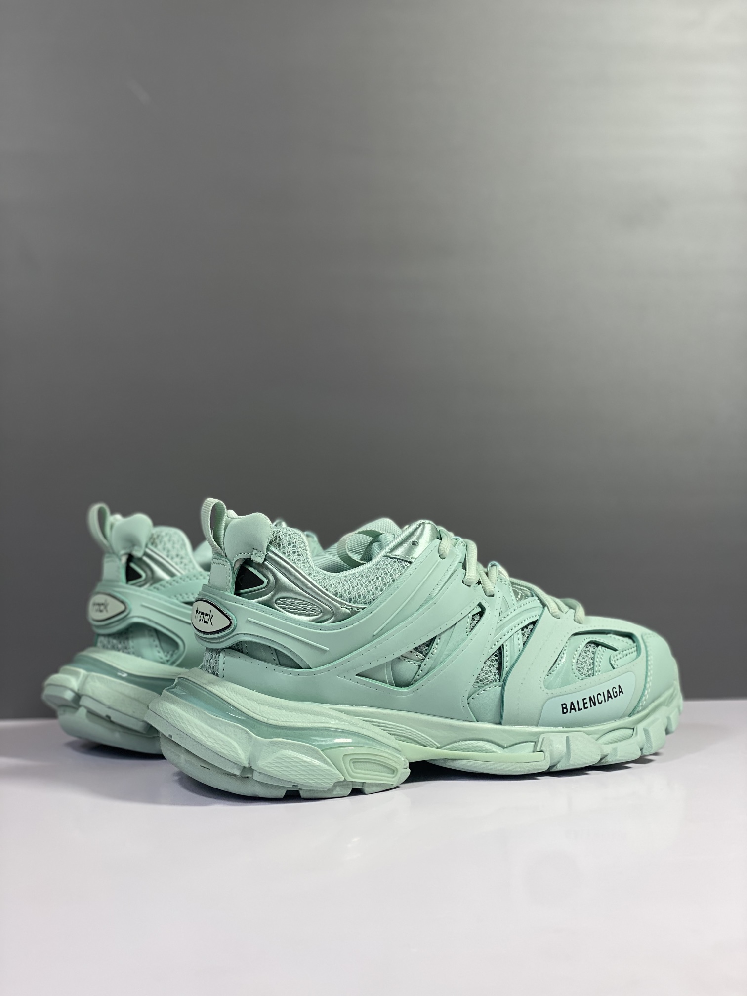 Basic Shoes M-l-s