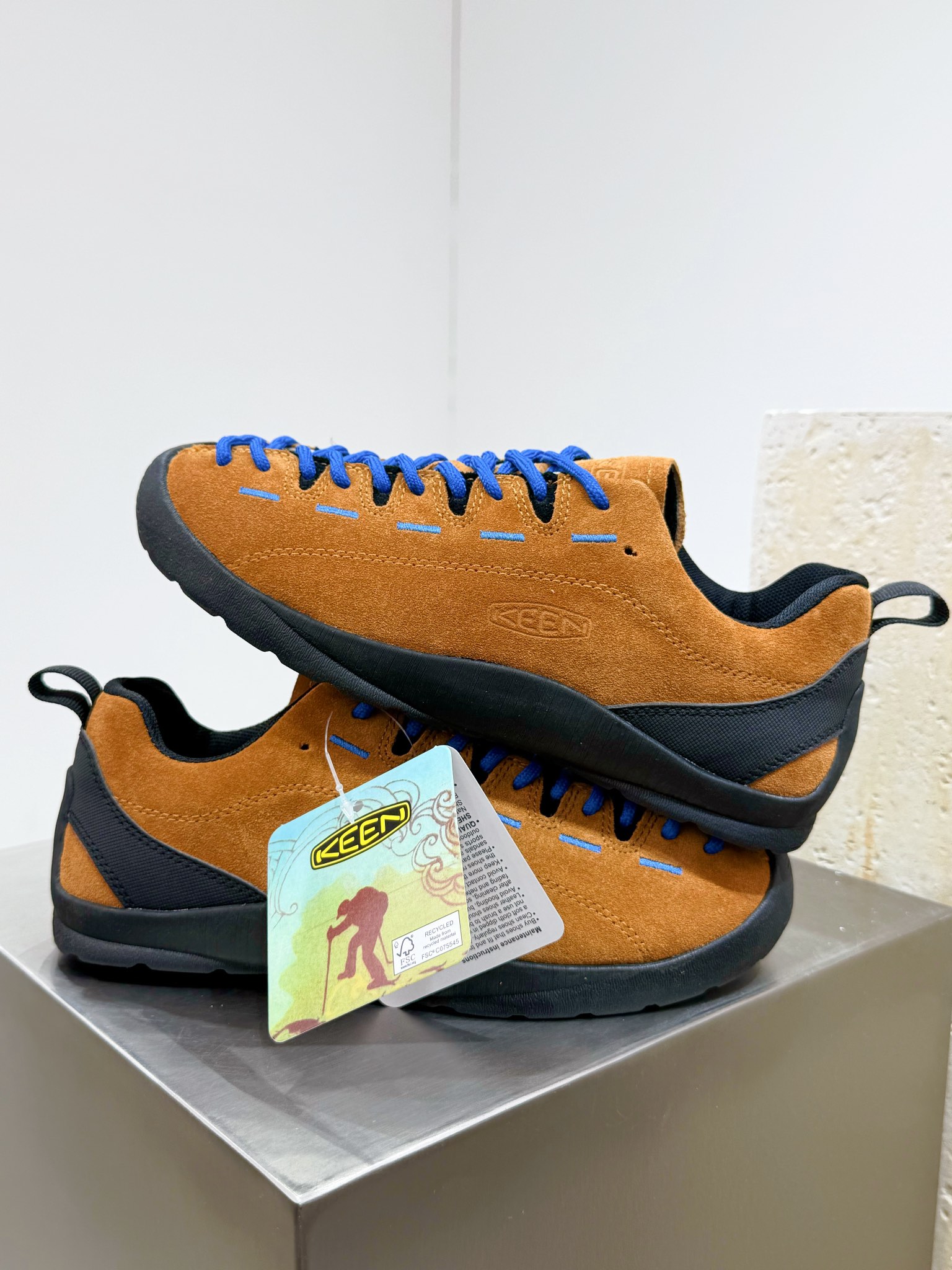 Male Sandals S