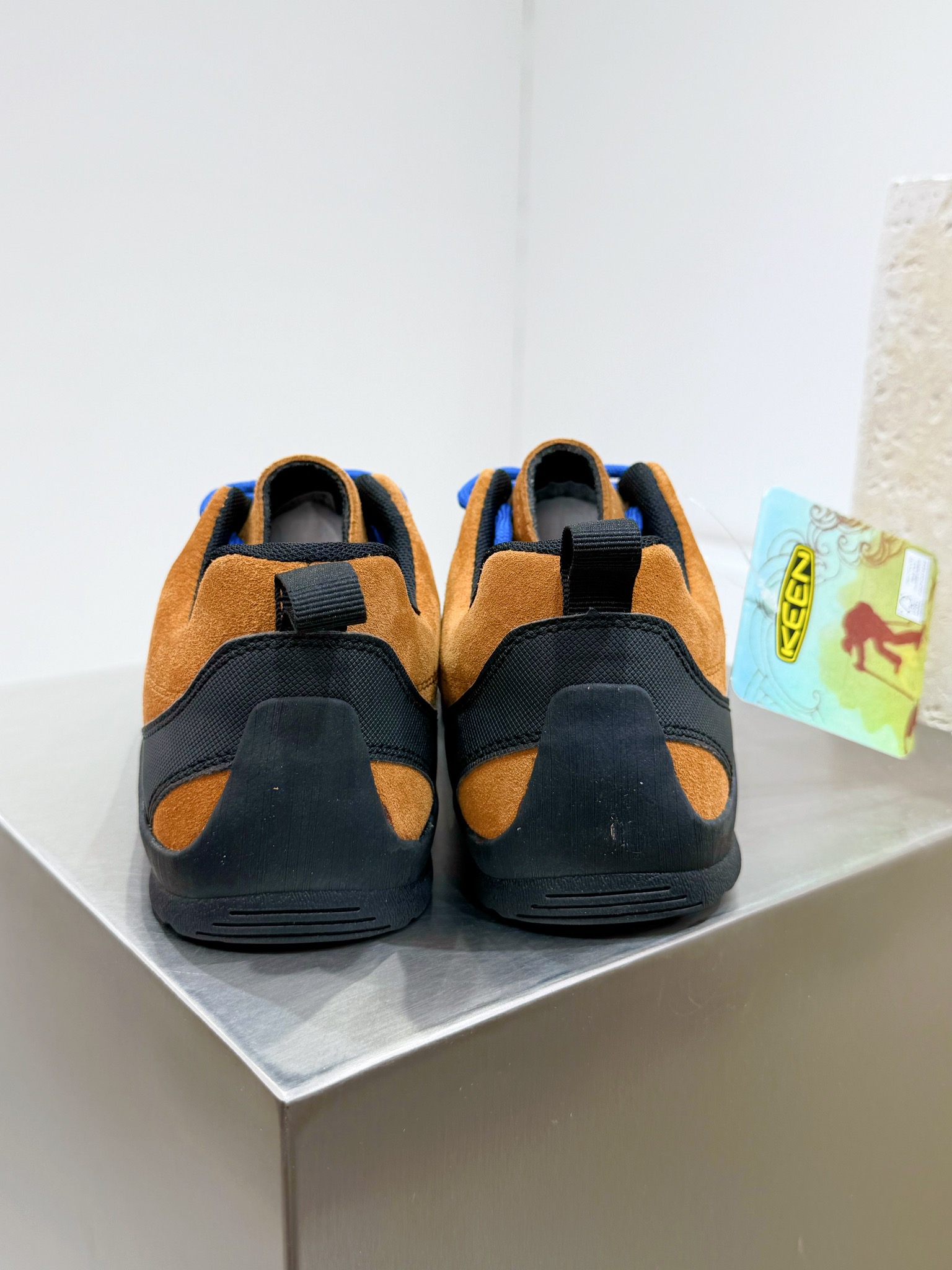 Male Sandals S