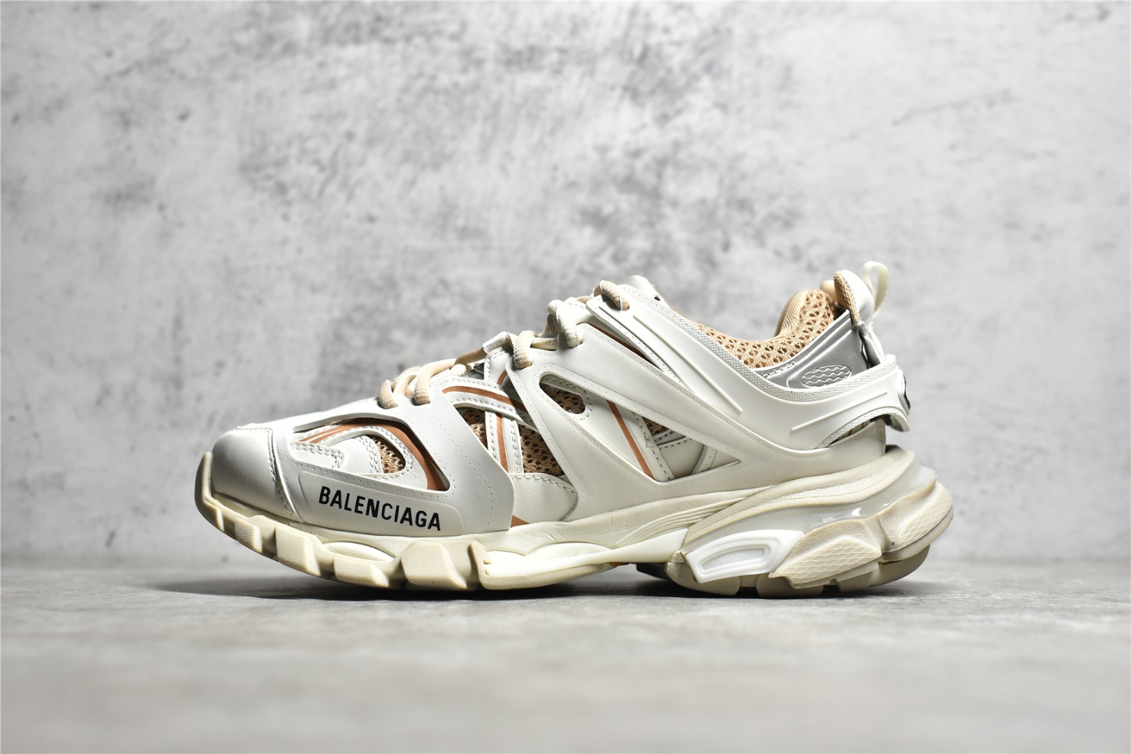 Basic Shoes M-l-s