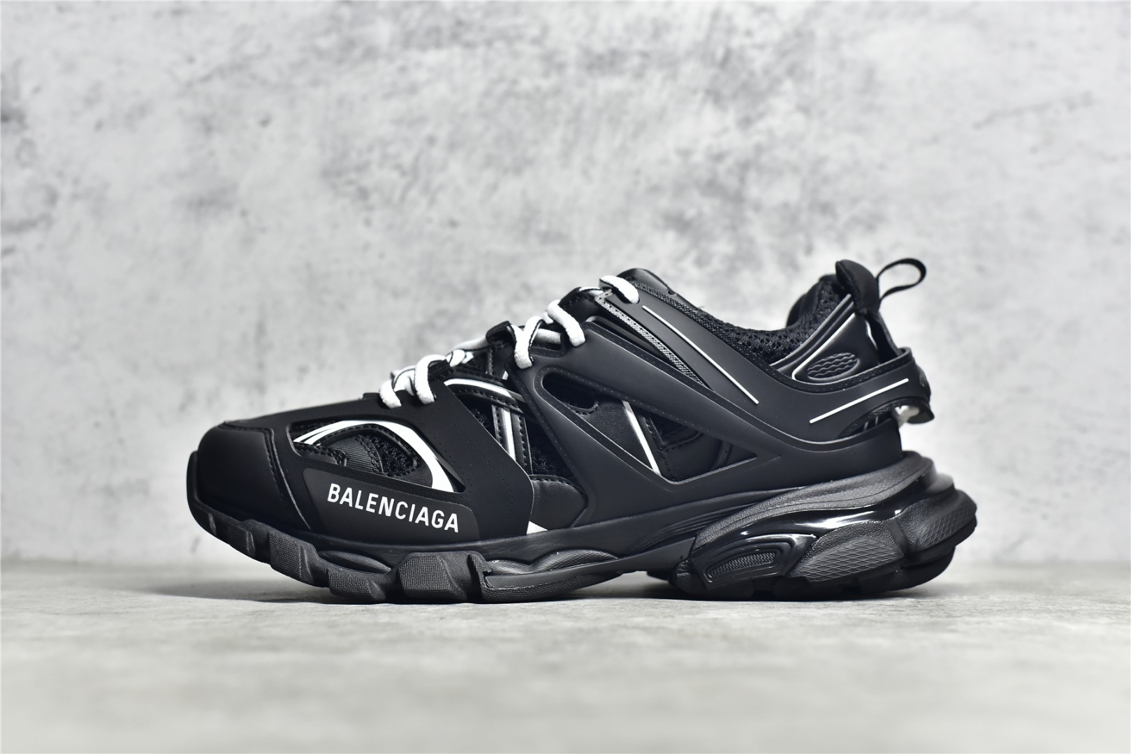 Basic Shoes M-l-s