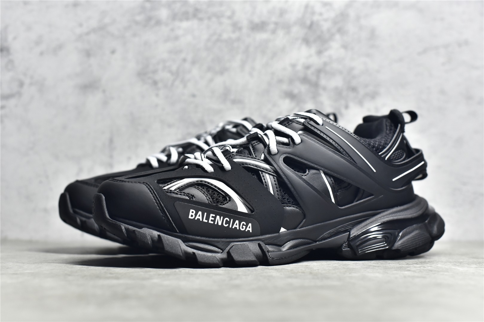 Basic Shoes M-l-s