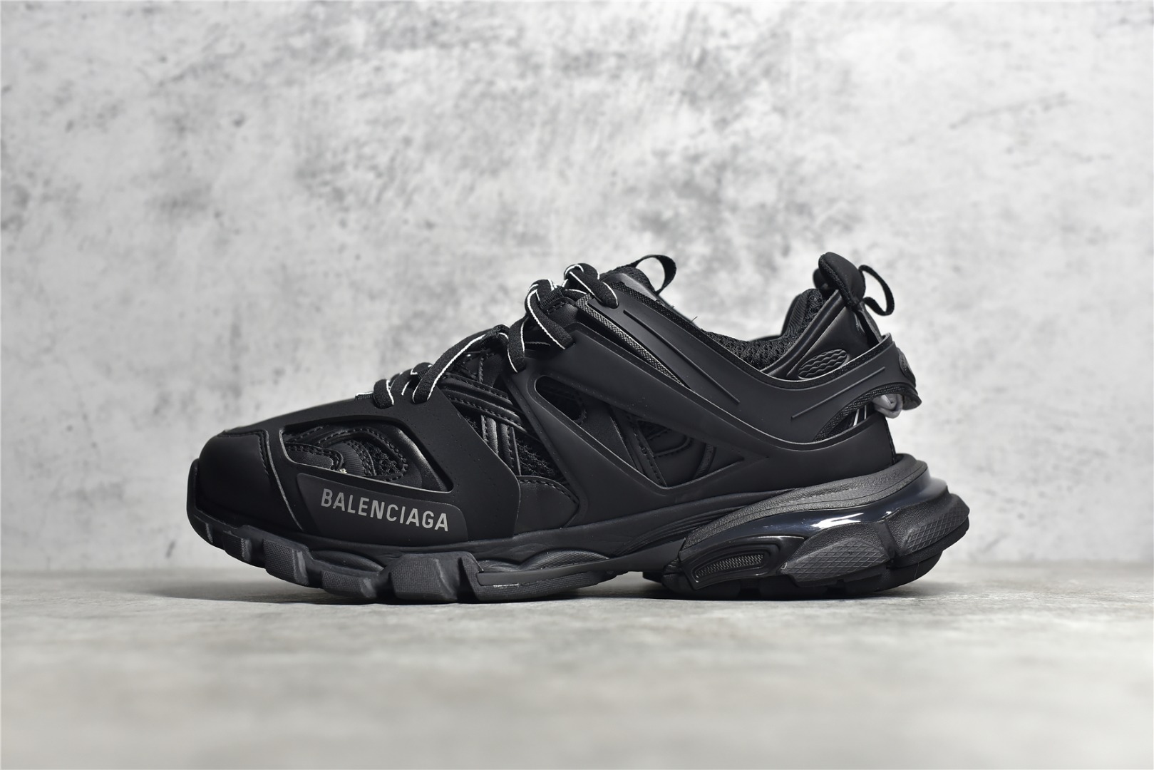 Basic Shoes M-l-s