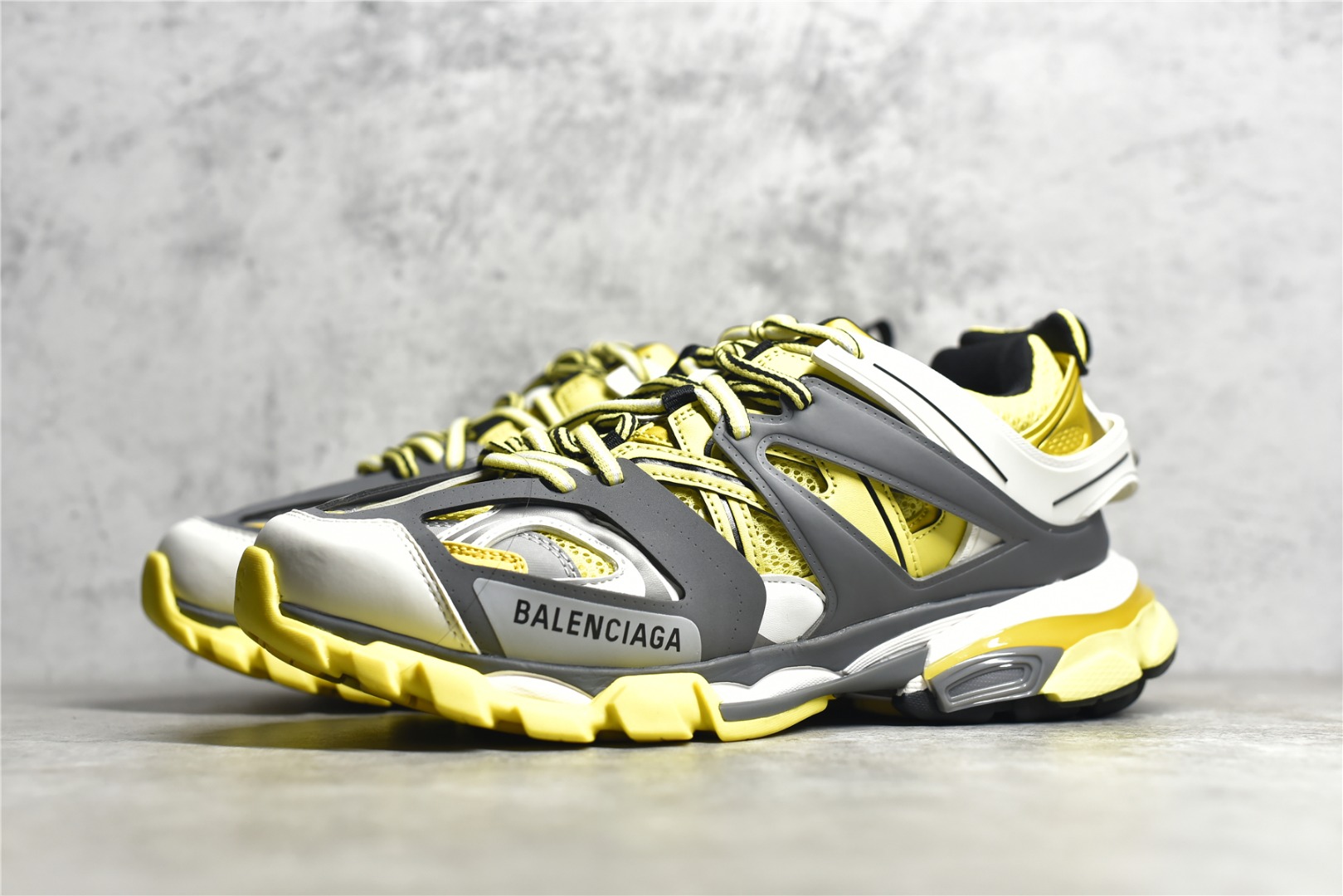 Basic Shoes M-l-s