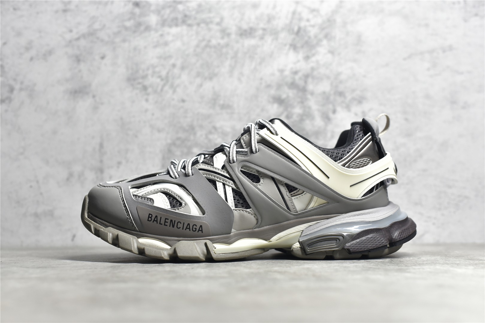 Basic Shoes M-l-s