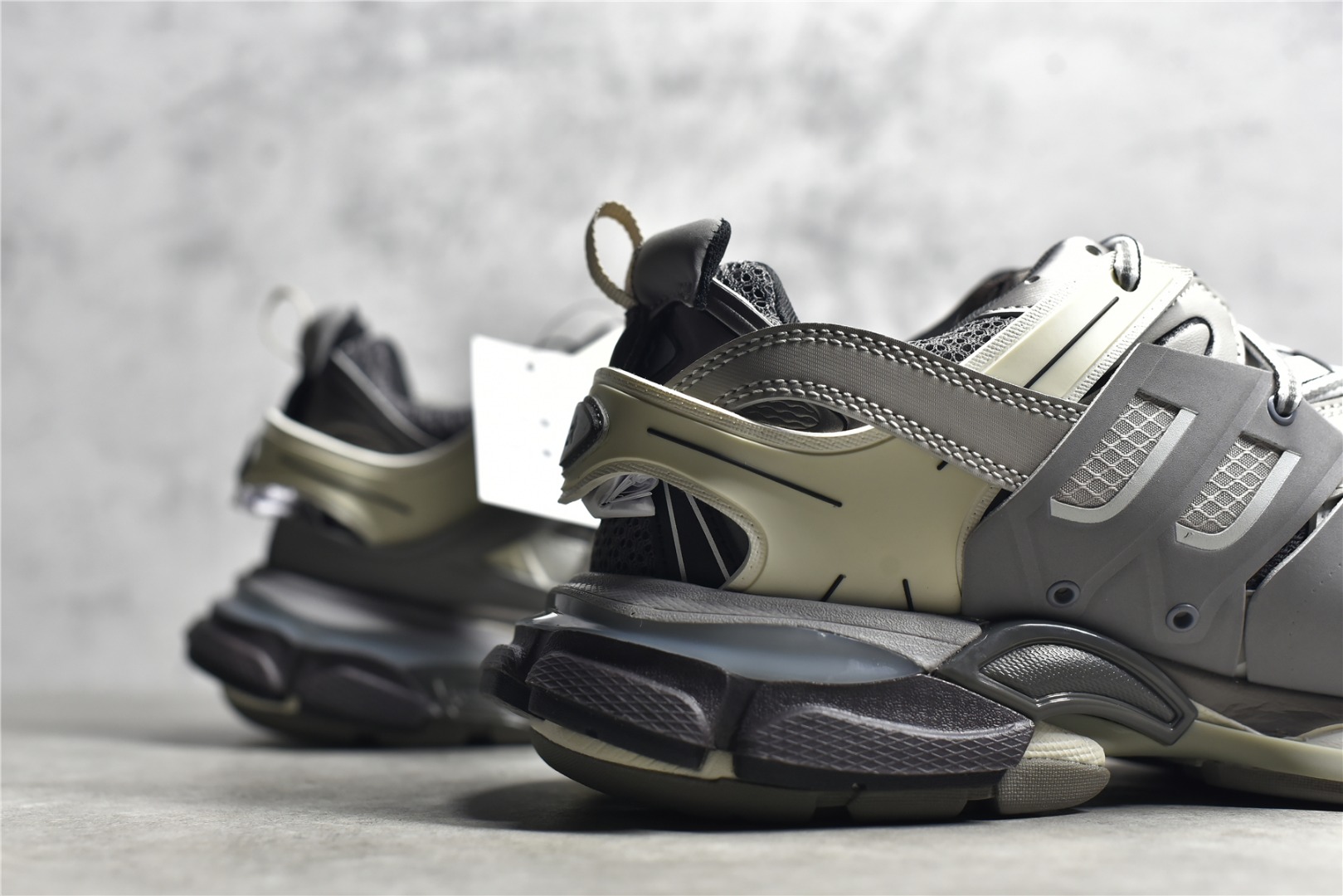 Basic Shoes M-l-s