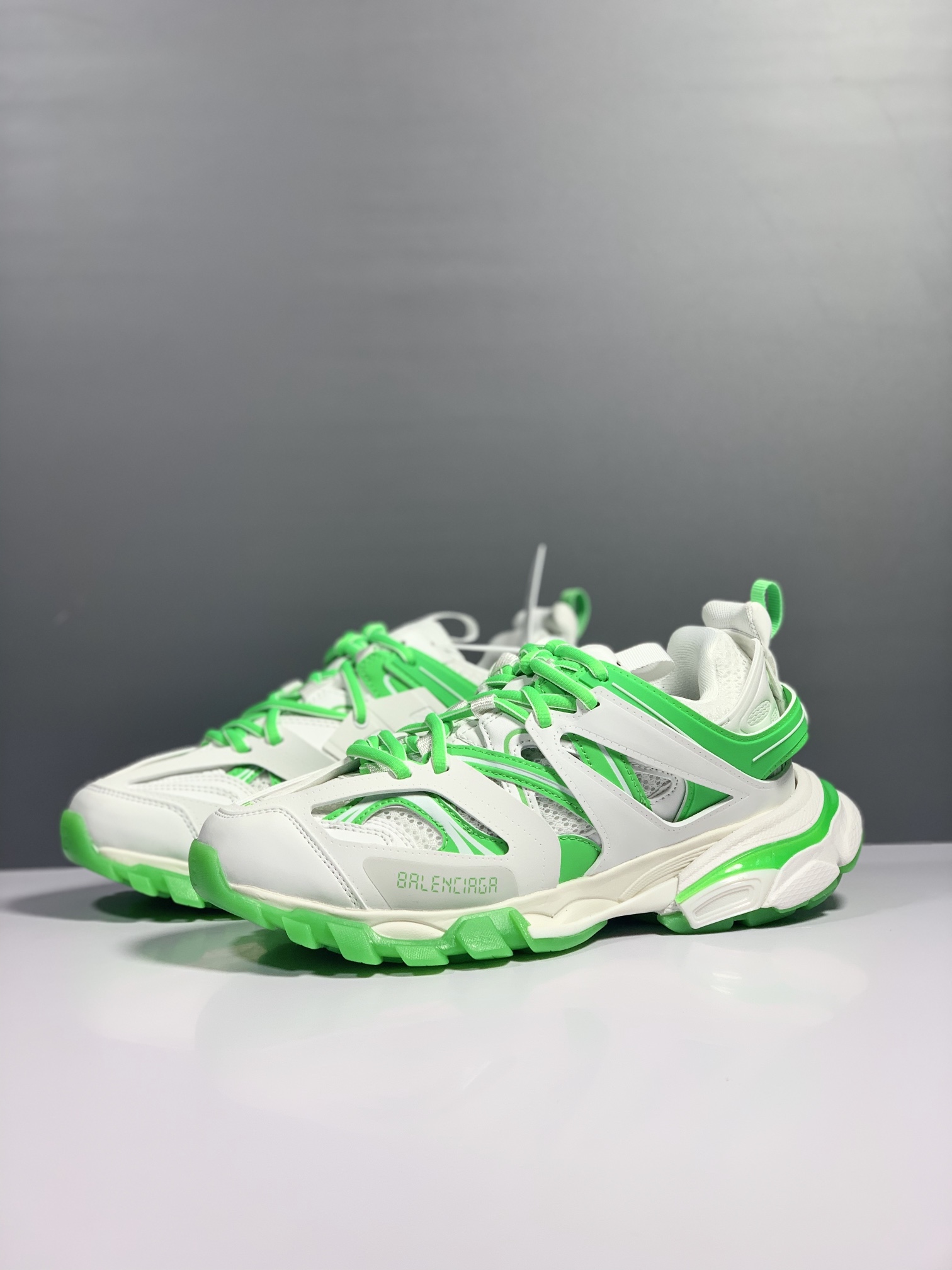 Basic Shoes M-l-s