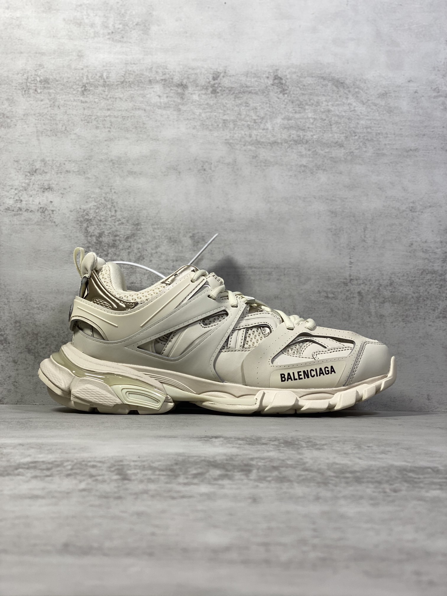 Basic Shoes M-l-s