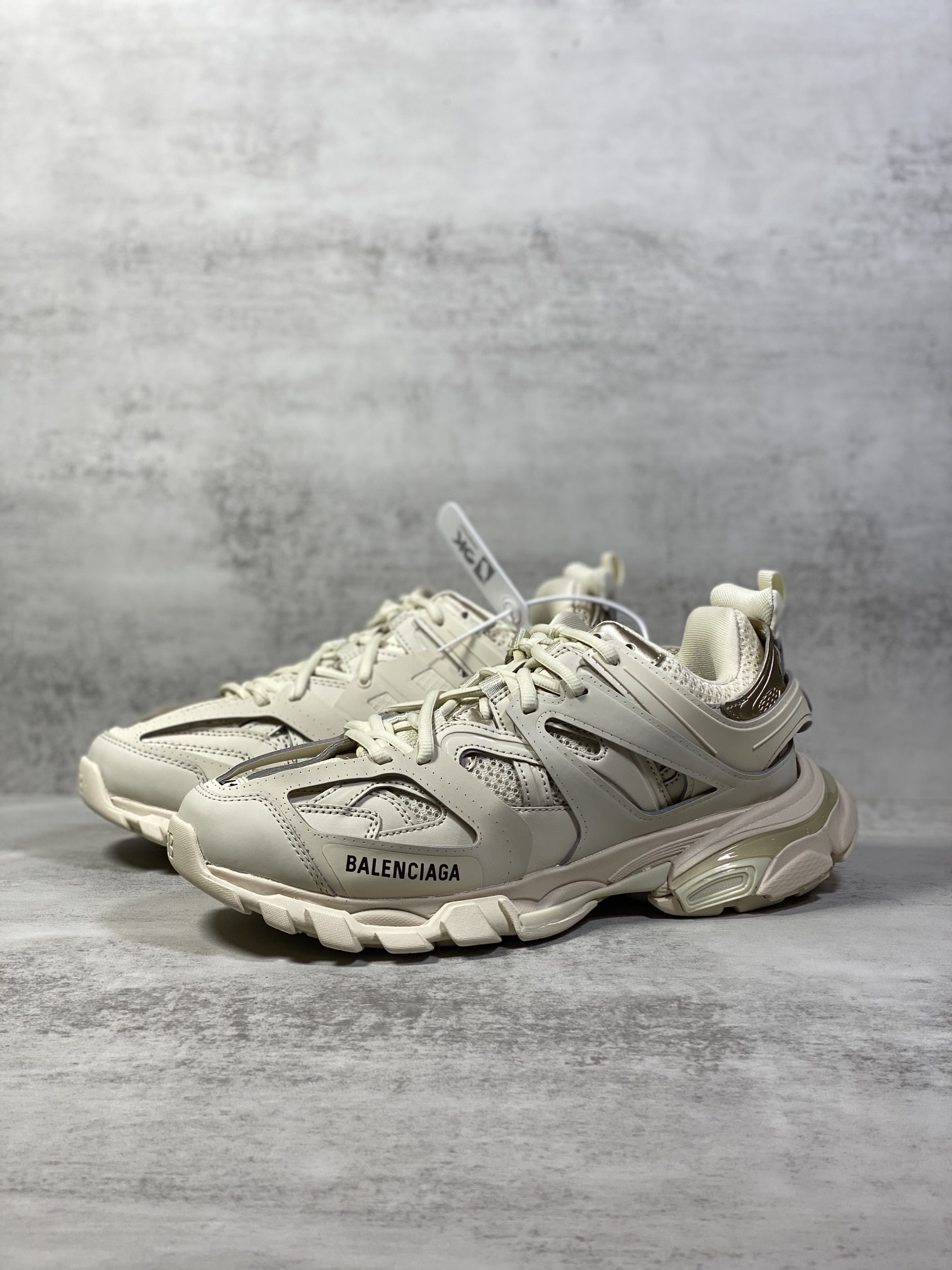Basic Shoes M-l-s