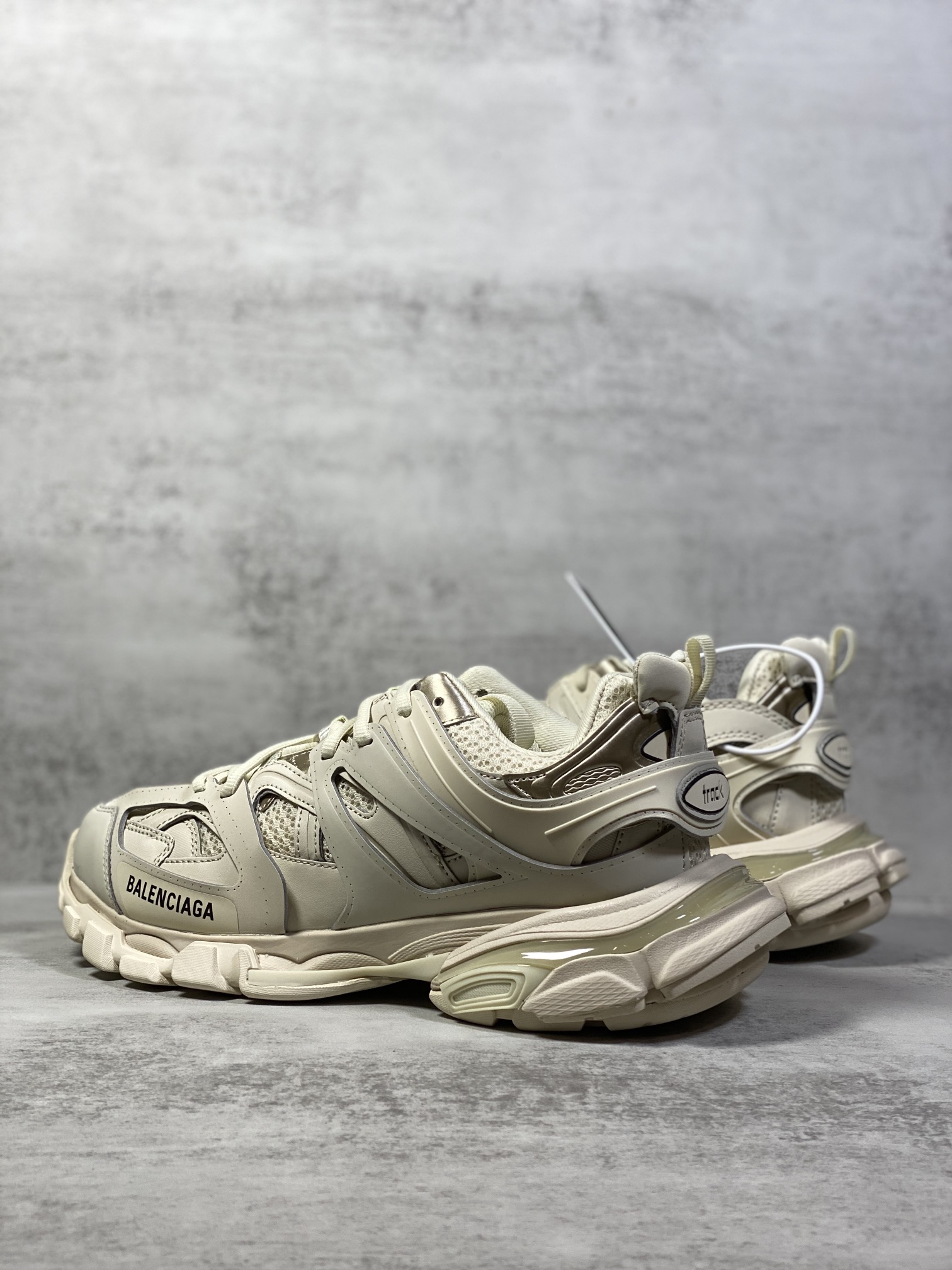 Basic Shoes M-l-s