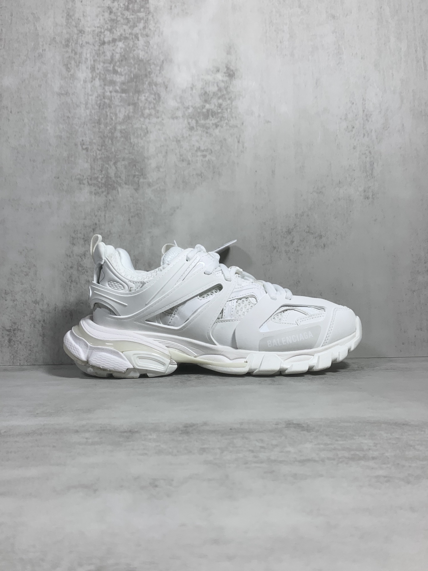 Basic Shoes M-l-s