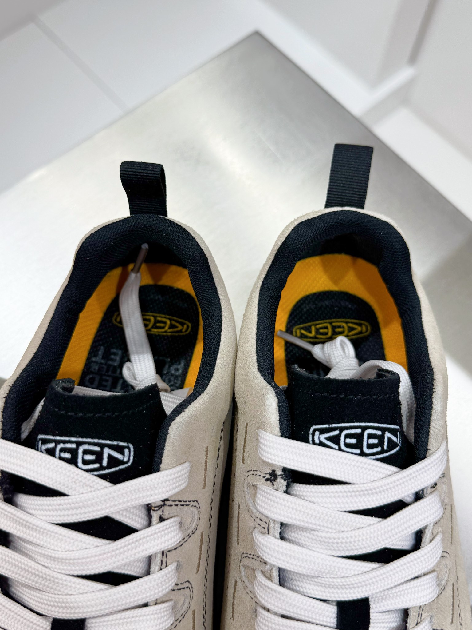 Male Sandals S