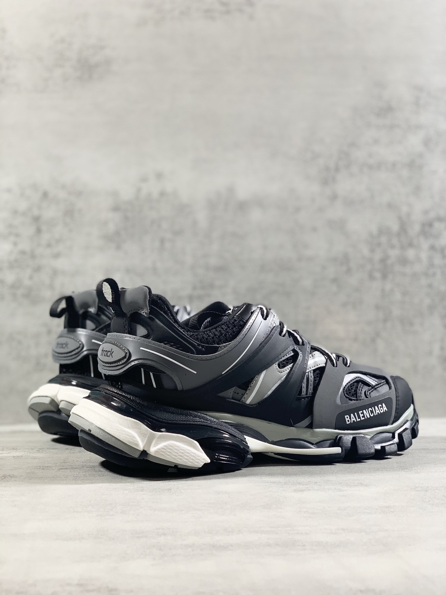 Basic Shoes M-l-s