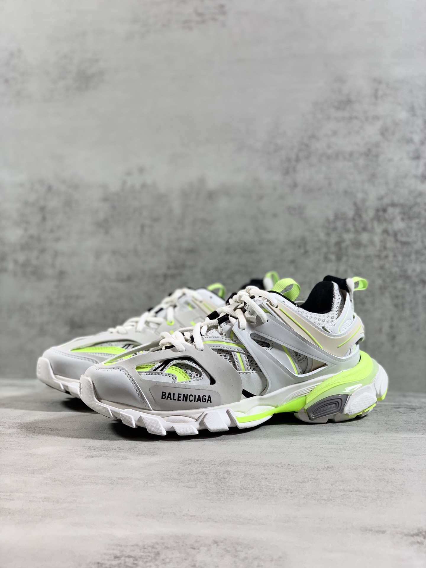 Basic Shoes M-l-s