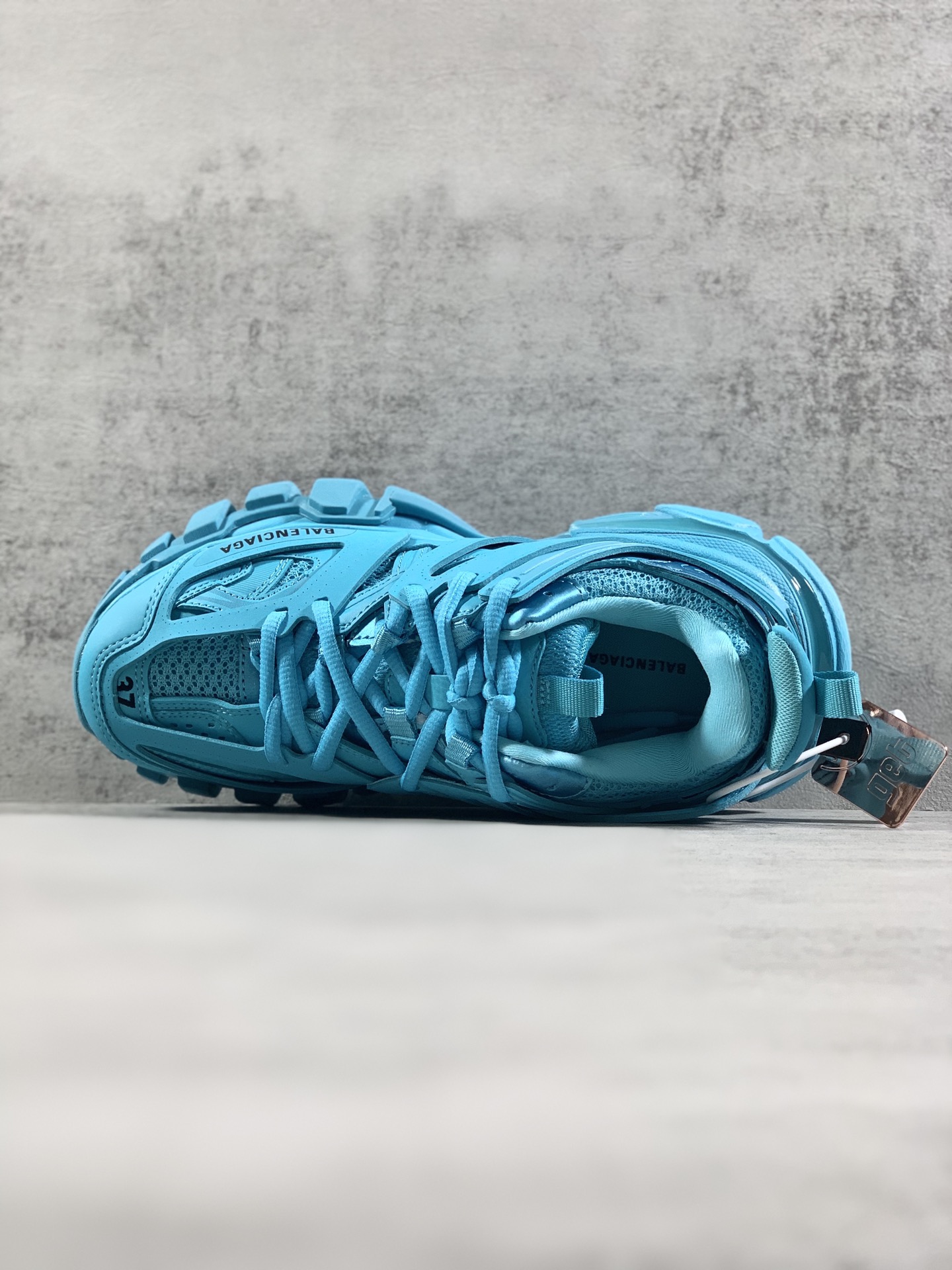 Basic Shoes M-l-s