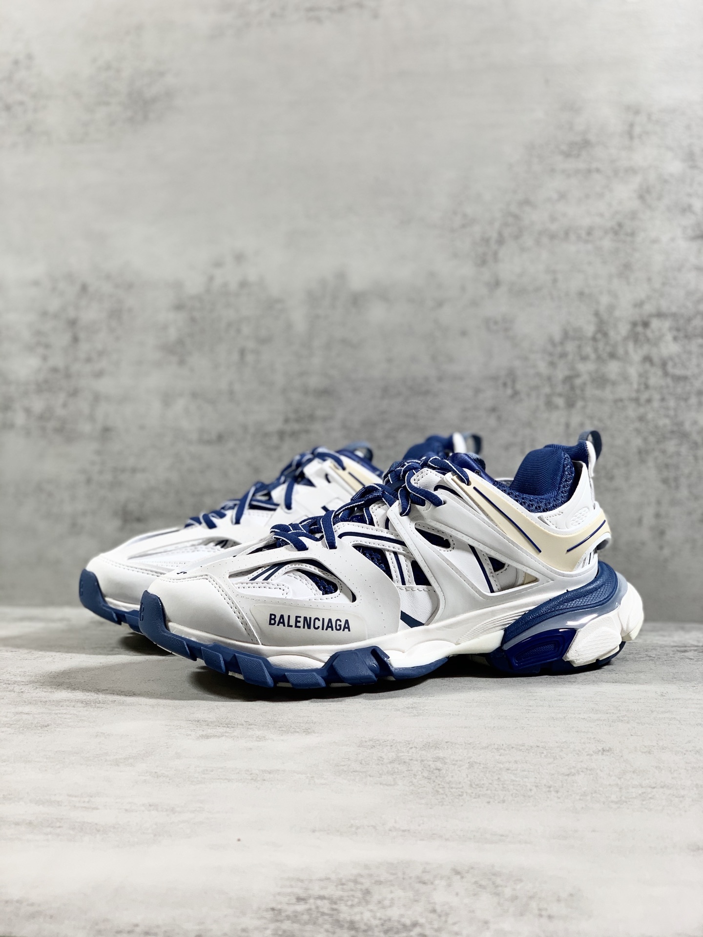 Basic Shoes M-l-s